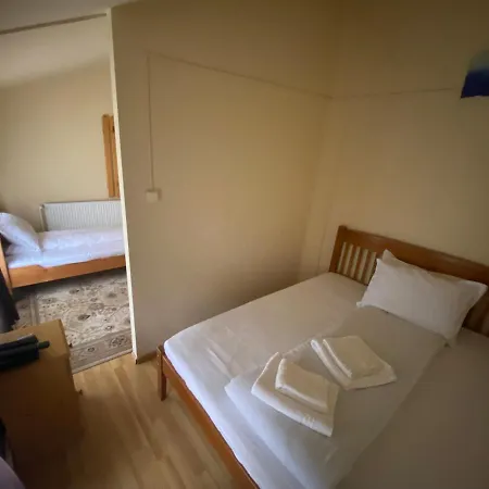 Acasa La Horea - Proprietate Casuta Din Povesti Guest house Arada